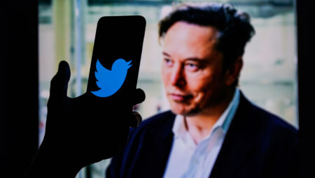 Elon Musk Meme Coin Bağlantılı Twitter Hesabını Askıya Aldı, Fiyat Çakıldı!