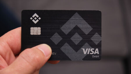 Mastercard ve Visa Binance ile Kripto Para Ortaklıklarını Sonlandırdı: Neler Oluyor?