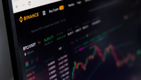 Binance Rusya İşletmesini Sattı, Ülkeden Tamamen Çekildi: CZ’den Açıklama!