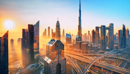 Dubai Ripple ve Bir Altcoin’i Tanıdı: Firmalar Kripto Hizmetlerine Ekleyebilecek!