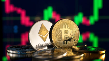 Trader Ethereum’un Bitcoin’e Karşı Uçmasını Bekliyor: 100 Milyon Dolarlık Long Aldı!